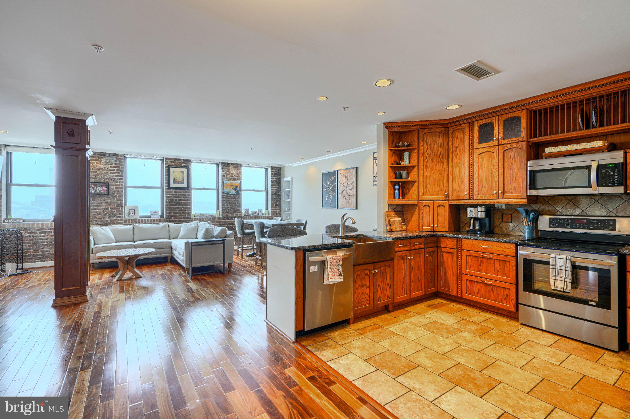1000 Fell Street, Unit 606 Baltimore, MD 21231 - Photo 13 of 56 Spacious urban retreat with skyline views.
