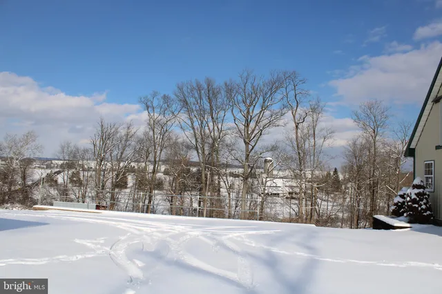 $2,400 | 1384 Muddy Creek Road, Denver, PA 17517