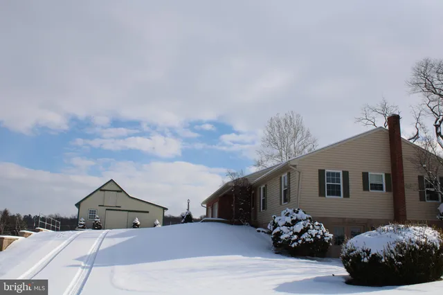 $2,400 | 1384 Muddy Creek Road, Denver, PA 17517