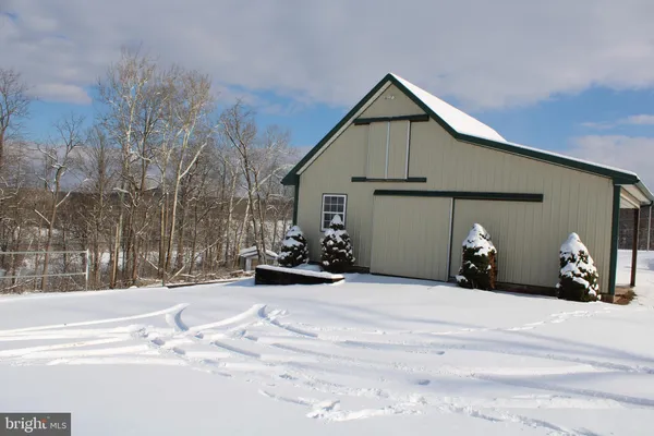 a view of a house