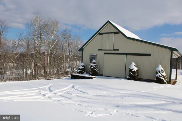 $2,400 | 1384 Muddy Creek Road, Denver, PA 17517