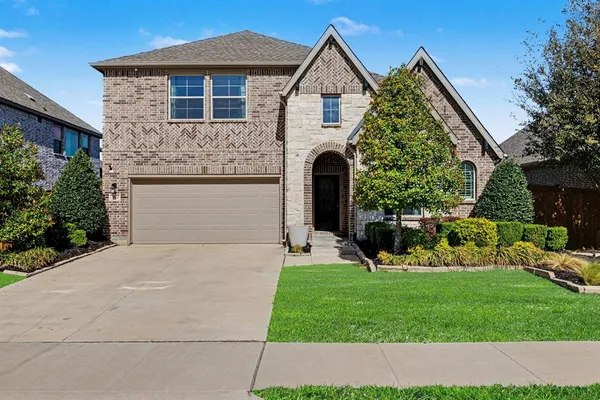 $484,900 | 1604 Eleanor Drive, Fort Worth, TX 76052