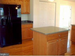 137 Squall Road Manahawkin, NJ 08050 - Photo 8 of 12 Gallery Image 8