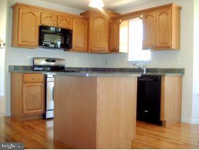 137 Squall Road Manahawkin, NJ 08050 - Photo 9 of 12 Gallery Image 9