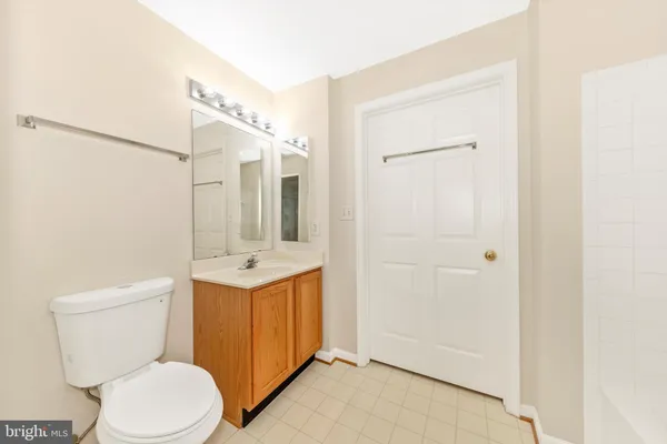 $235,000 | 500 Bradley Court, Unit 4B, Frederick, MD 21703