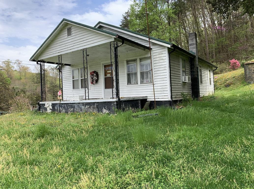 310 Rocky Summit Road Bean Station, TN 37708 - Photo 2 of 15 Photo 2