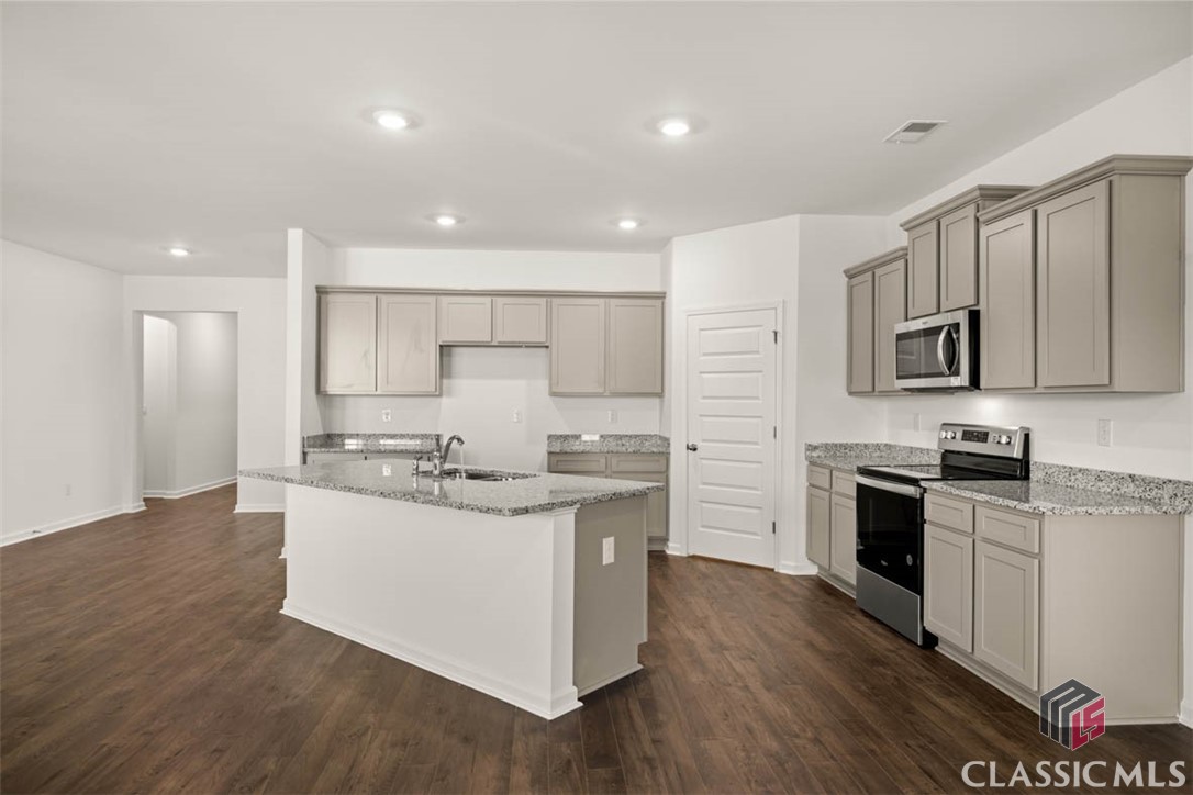 303 Abbott Road Statham, GA 30666 - Photo 11 of 58 Gallery Image 11