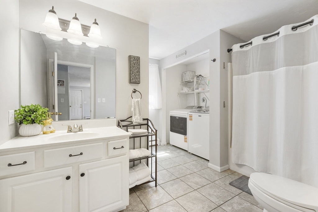 85 Old Elmdale Road Uxbridge, MA 01569 - Photo 18 of 42