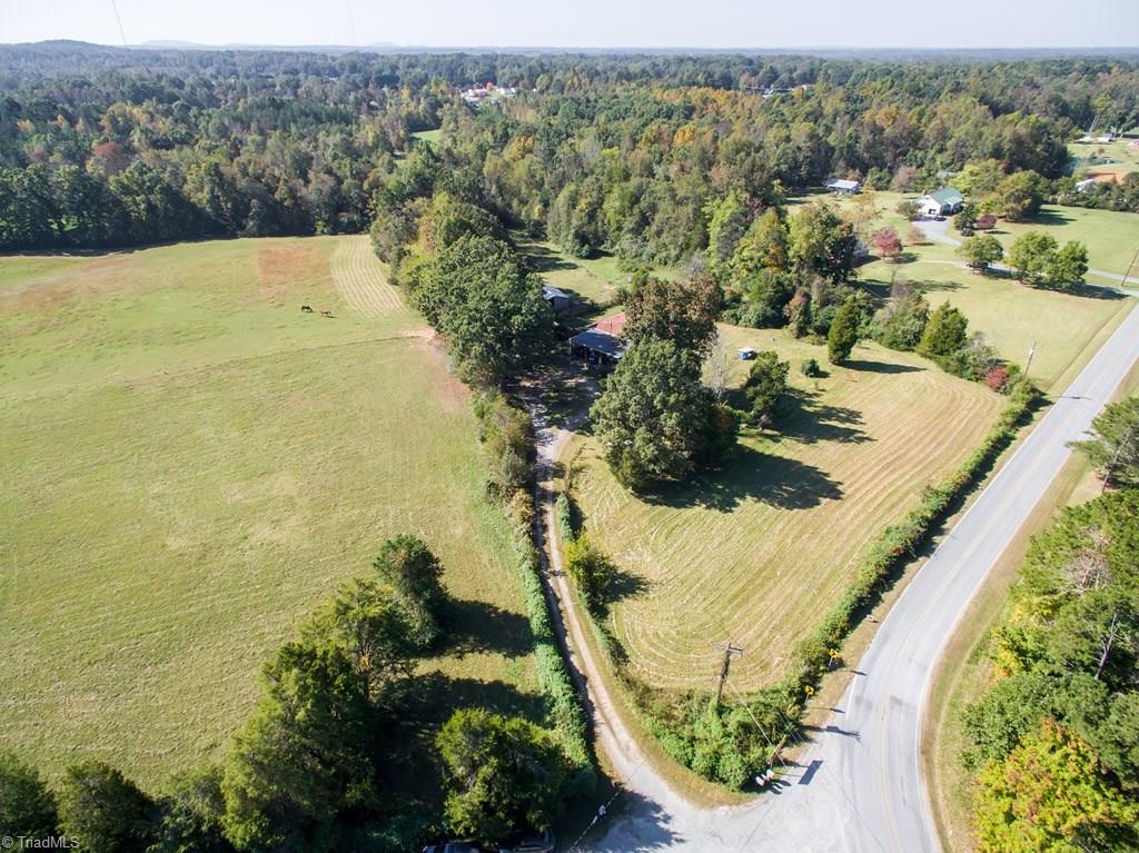 6225 Davis Mill Road Randleman, NC 27317 - Photo 4 of 30 Gallery Image 4