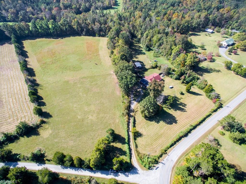 6225 Davis Mill Road Randleman, NC 27317 - Photo 5 of 30 Gallery Image 5
