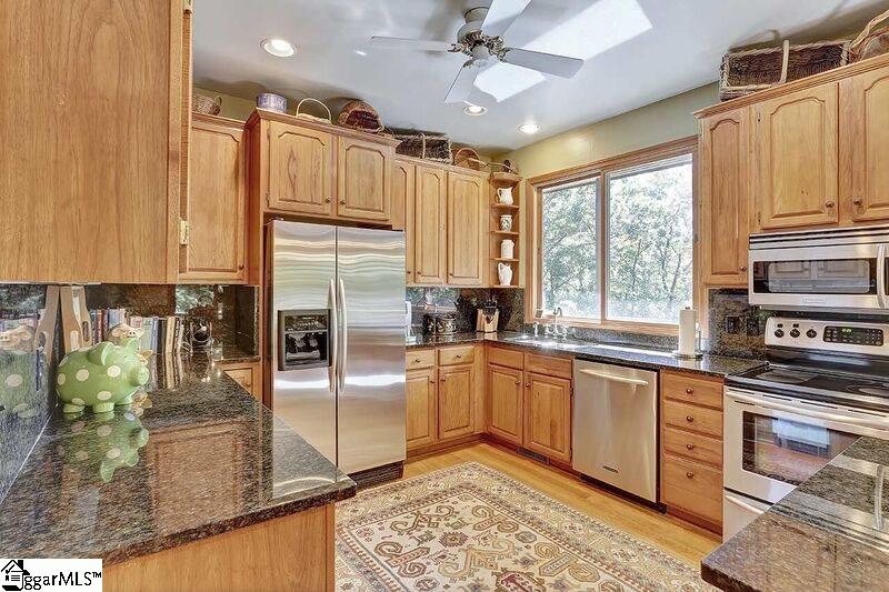 709 Plumley Summit Road Landrum, SC 29356 - Photo 11 of 36