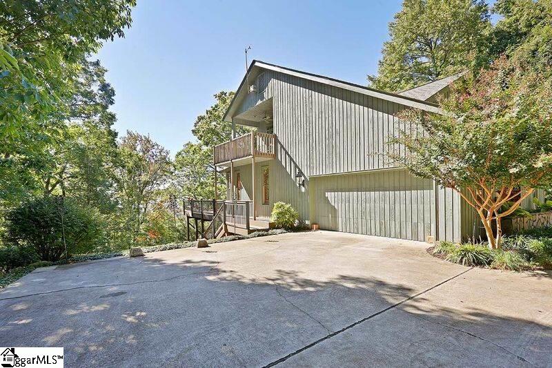 709 Plumley Summit Road Landrum, SC 29356 - Photo 3 of 36