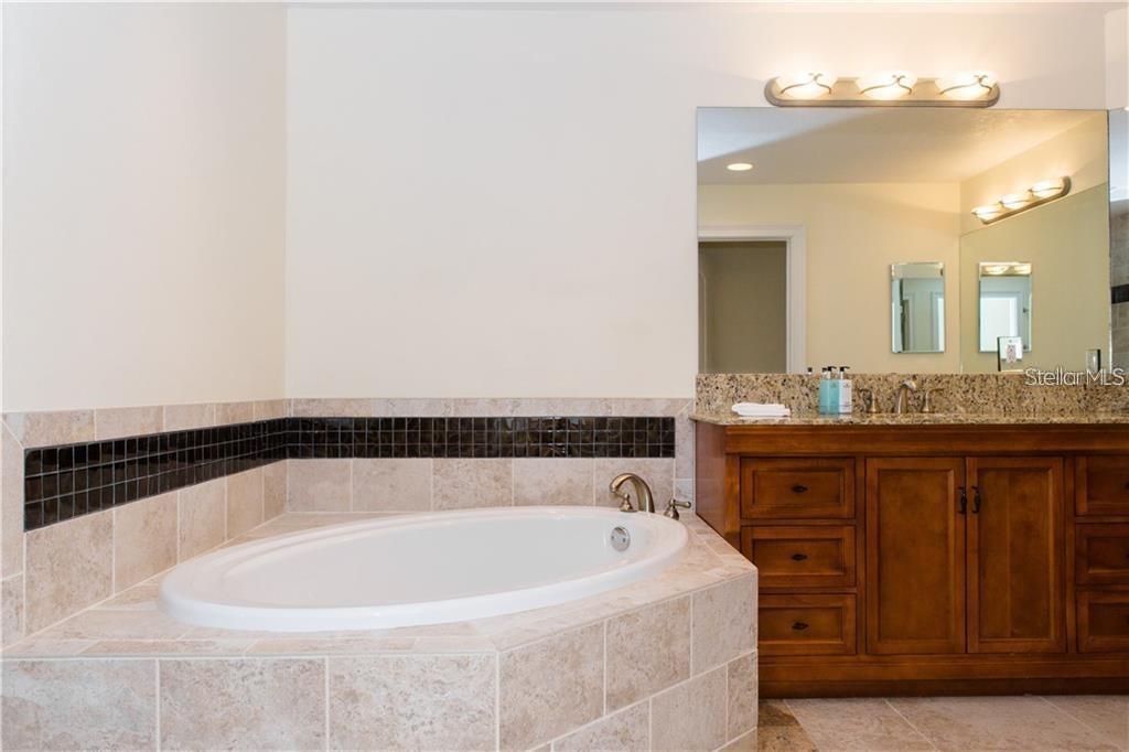 611 Riviera Dunes Way, Unit 604 Palmetto, FL 34221 - Photo 16 of 35