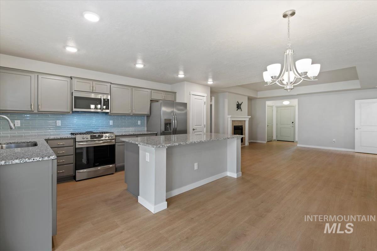 12288 Varga Street Caldwell, ID 83607 - Photo 11 of 32