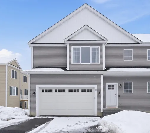 $555,000 | 44 Pouts Lane, Unit 44, Uxbridge, MA 01569