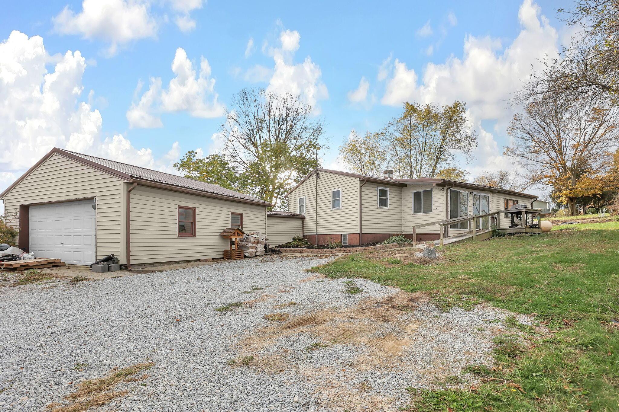 17853 Waterford Road Fredericktown, OH 43019 - Photo 20 of 28 3-web-or-mls-17853-waterford-rd