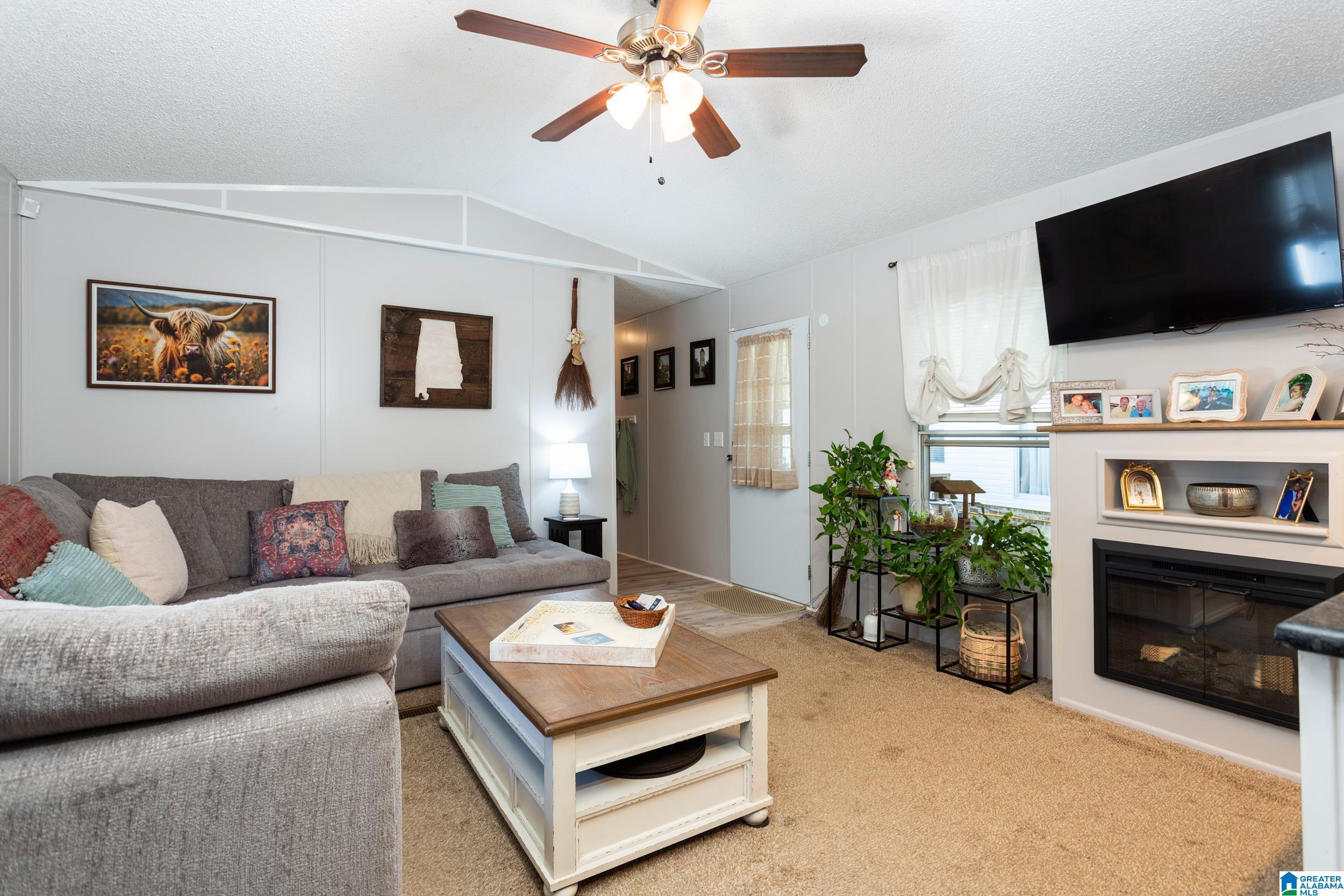 116 Leisure Is Road Vincent, AL 35178 - Photo 5 of 49