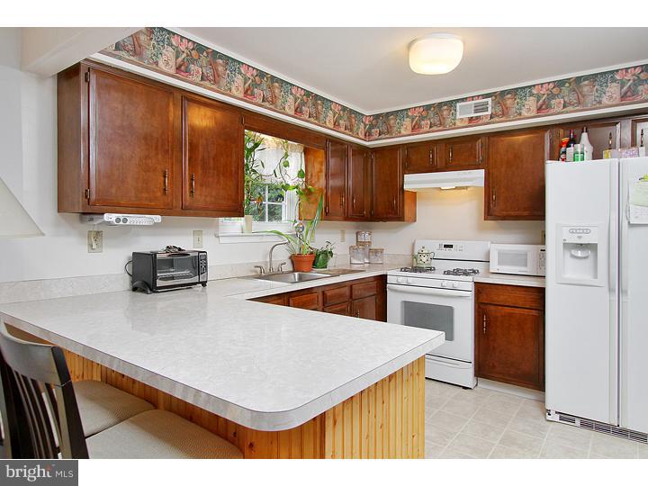 201 Stirrup Road Swedesboro, NJ 08085 - Photo 8 of 13 Kitchen