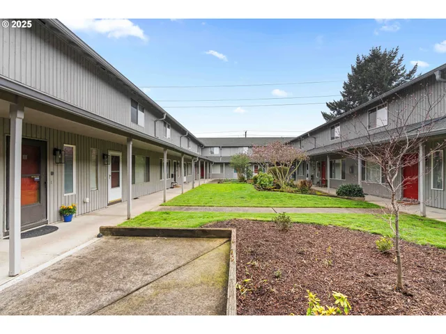$230,000 | 5304 Northeast 84th Loop, Unit 16, Vancouver, WA 98662