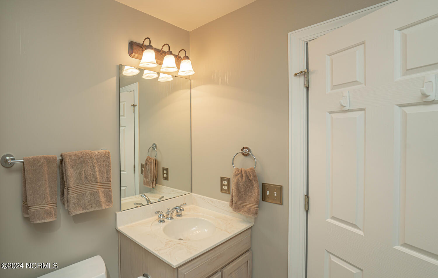 696 Ocean Ridge Parkway Southwest Ocean Isle Beach, NC 28469 - Photo 45 of 82 696 Ocean Ridge Pkwy SW Ocean-large-028-