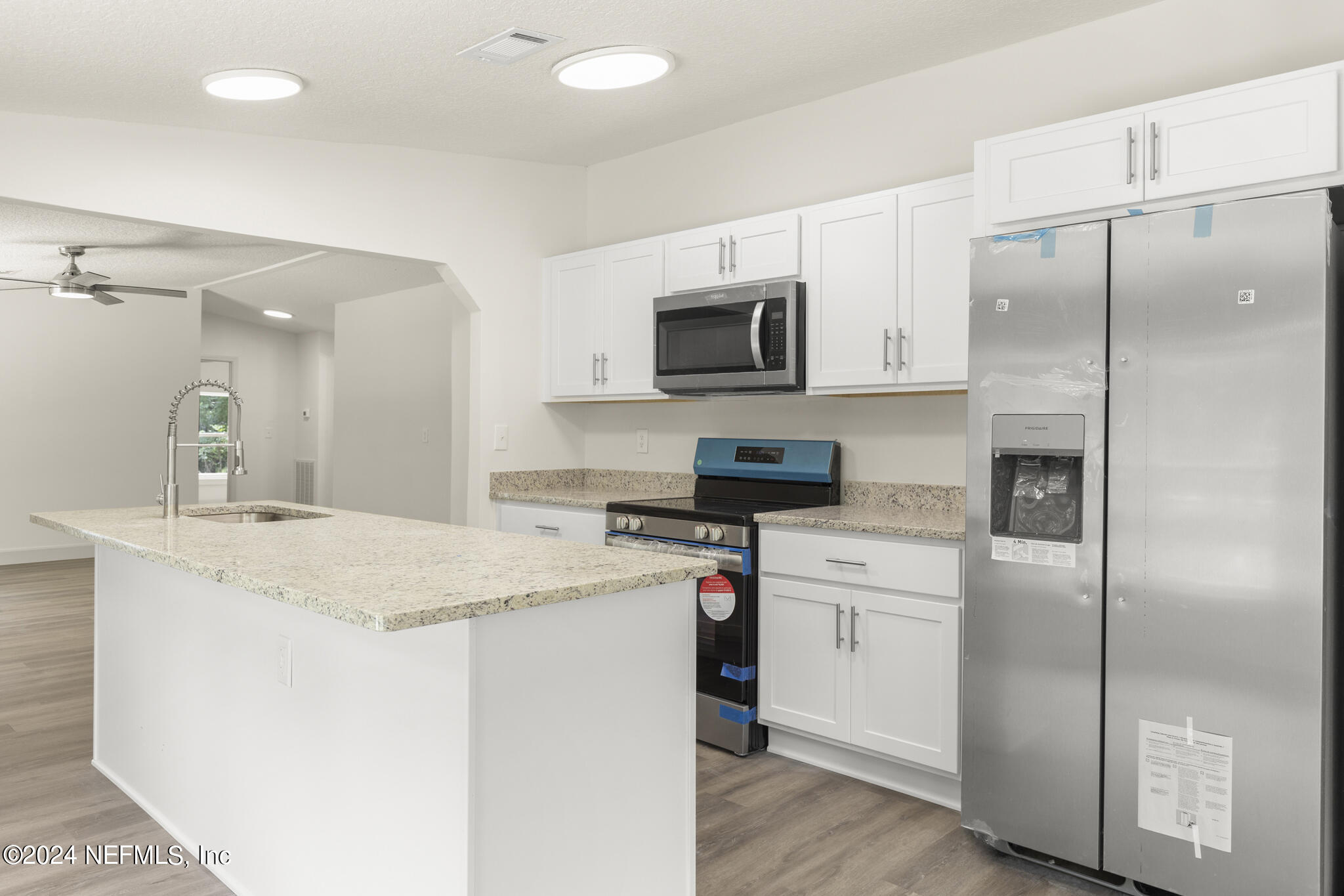 135 Sand Lakes Dr-010-07192024