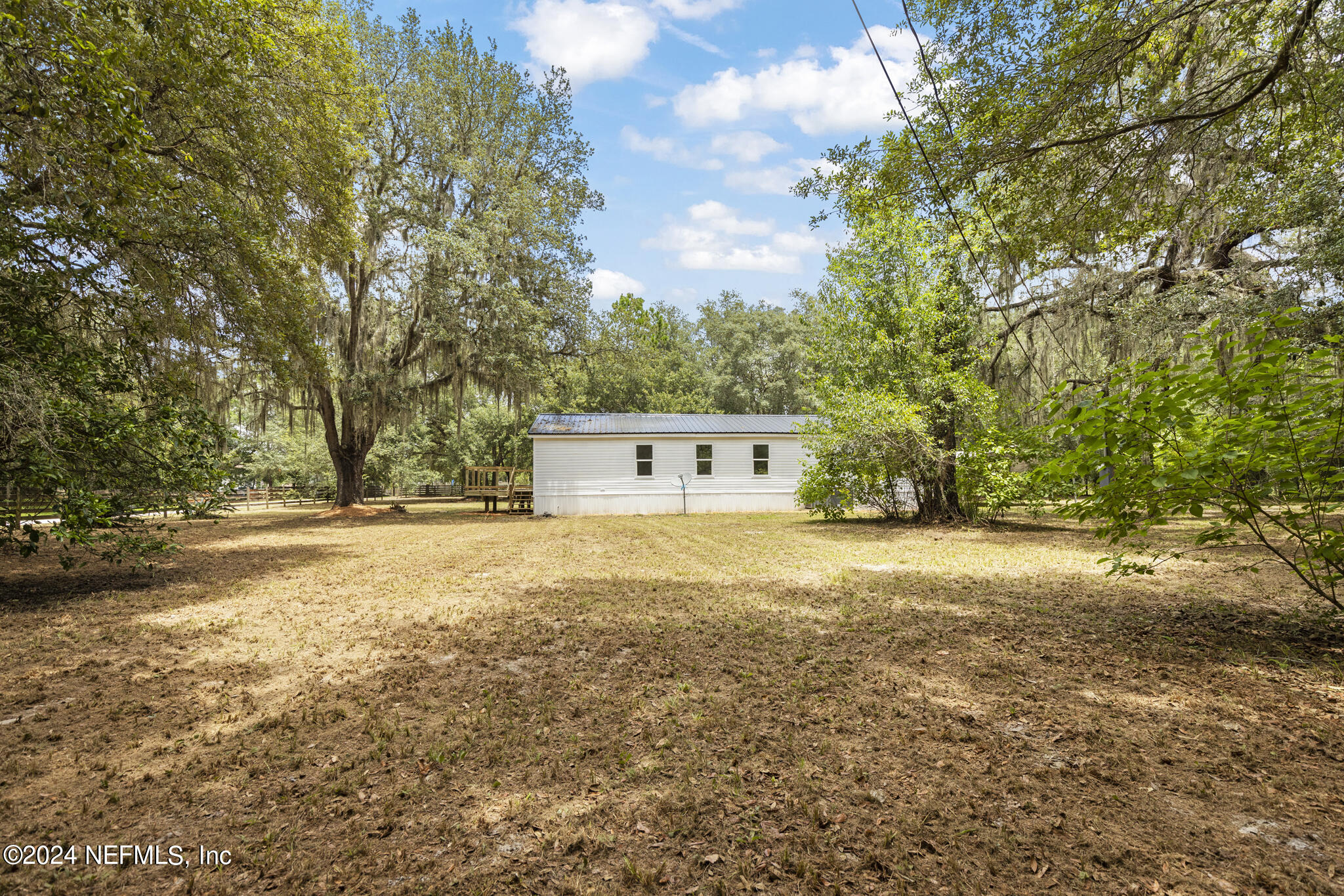 135 Sand Lake Road Interlachen, FL 32148 - Photo 37 of 53 135 Sand Lakes Dr-038-07192024
