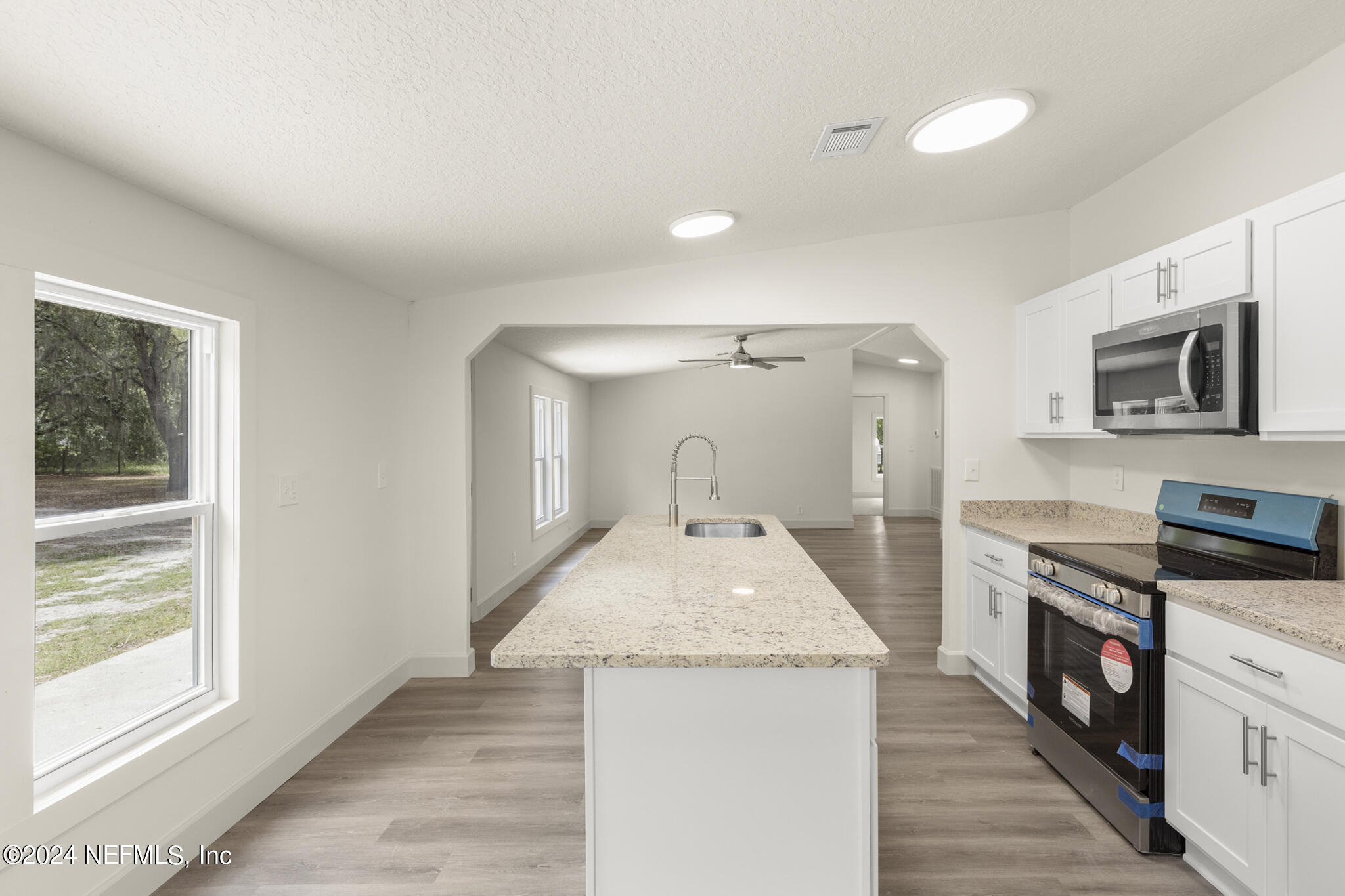 135 Sand Lakes Dr-011-07192024