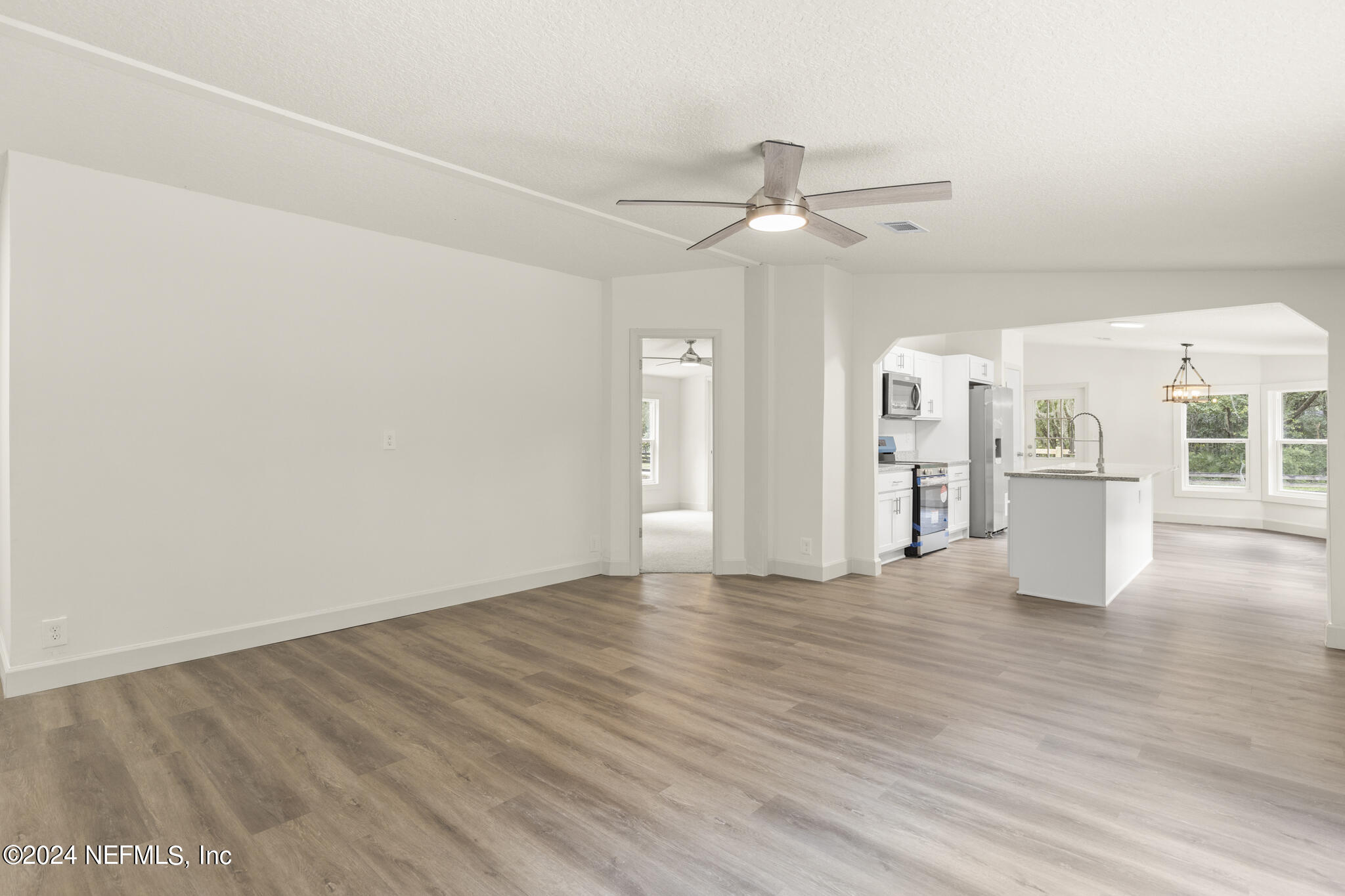 135 Sand Lakes Dr-004-07192024