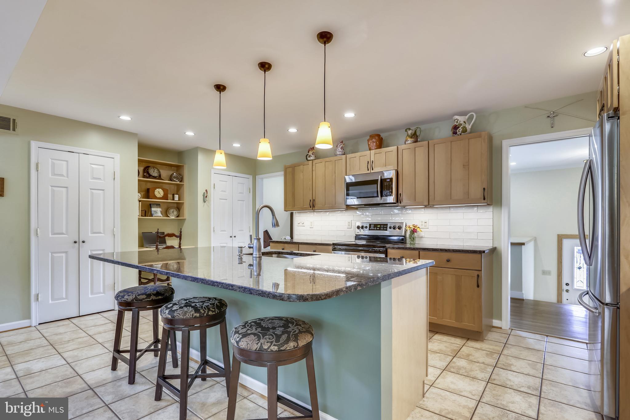 13701 Alderton Road Silver Spring, MD 20906 - Photo 8 of 59