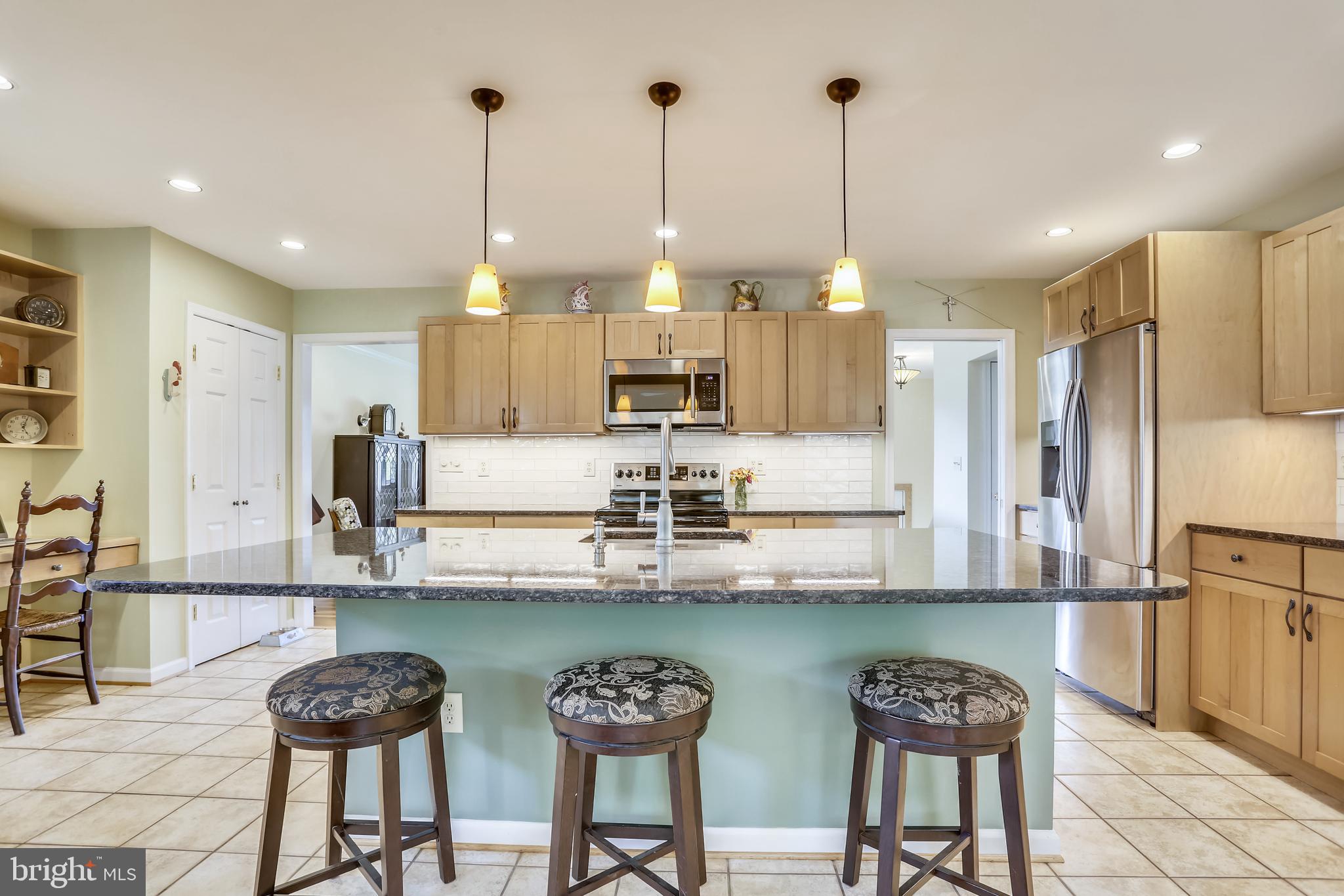 13701 Alderton Road Silver Spring, MD 20906 - Photo 9 of 59