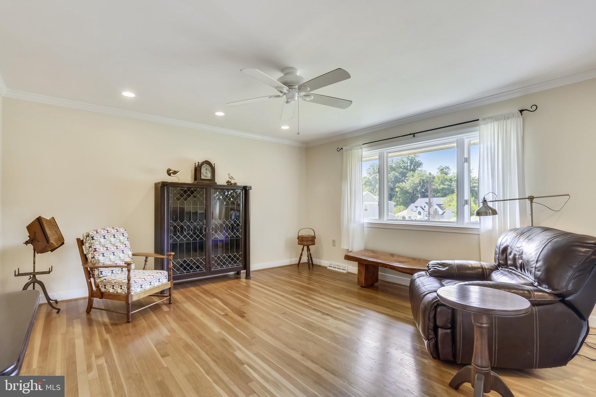 13701 Alderton Road Silver Spring, MD 20906 - Photo 10 of 59