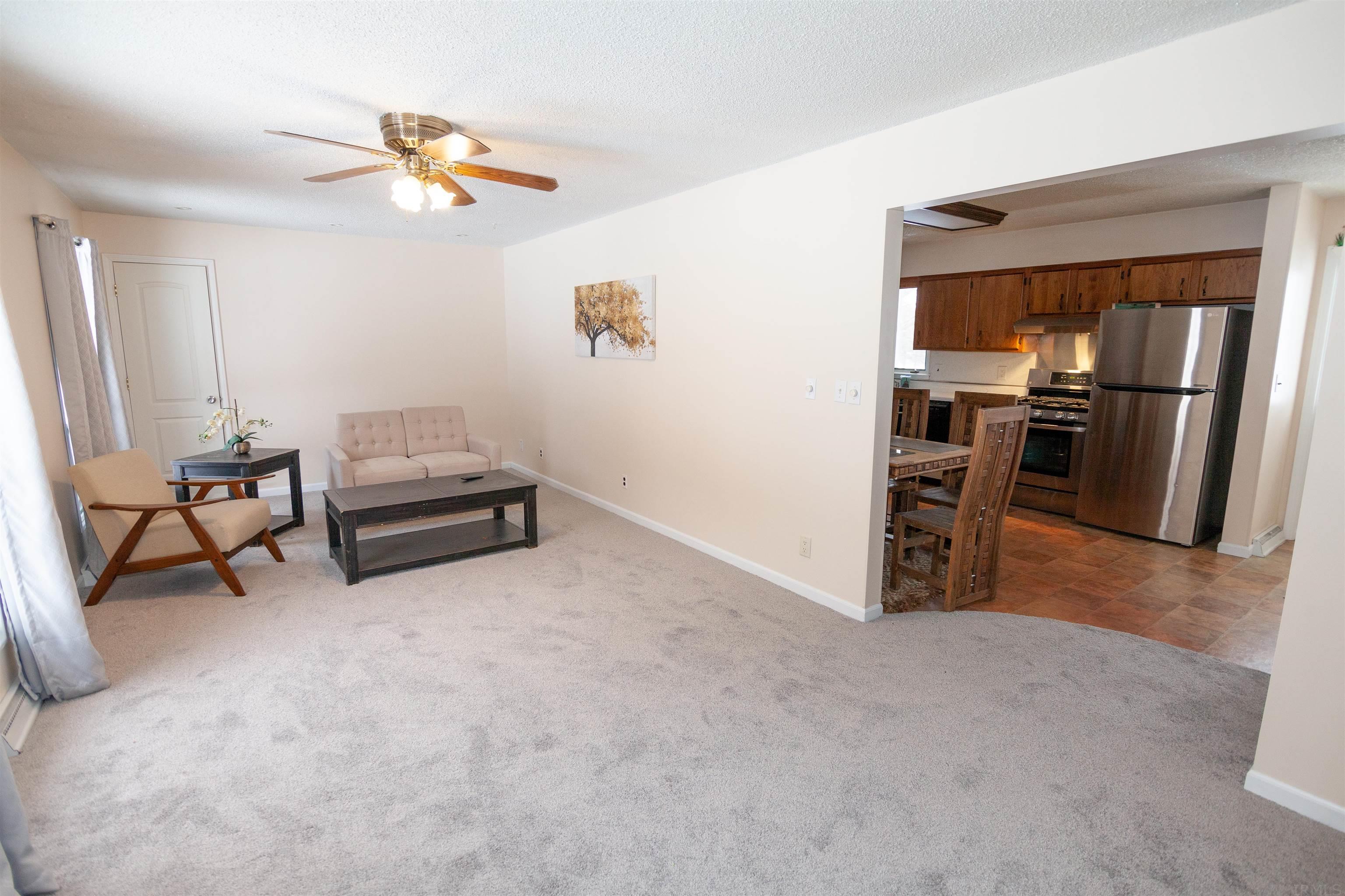 4607 South Country Club Road Warsaw, IN 46580 - Photo 2 of 28