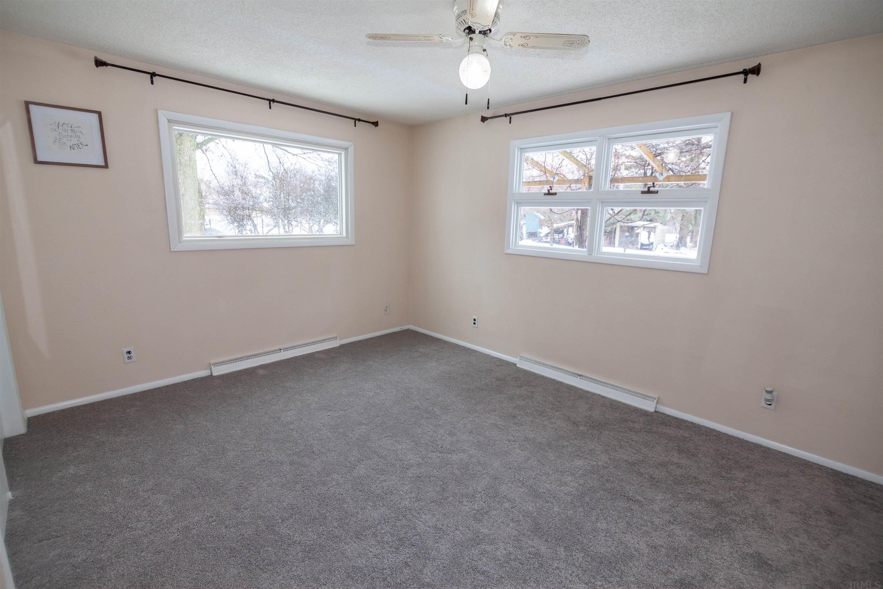 4607 South Country Club Road Warsaw, IN 46580 - Photo 7 of 28