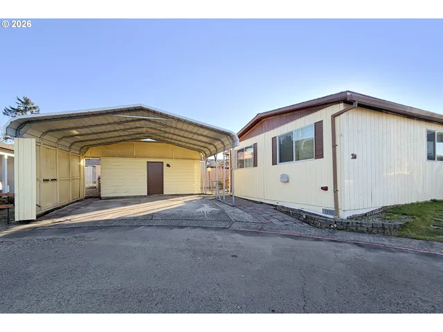 $99,000 | 900 Northeast Francis Avenue, Gresham, OR 97030