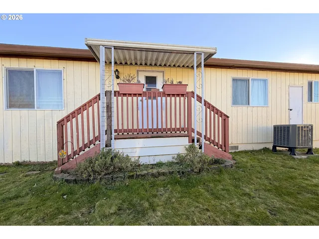 $99,000 | 900 Northeast Francis Avenue, Gresham, OR 97030