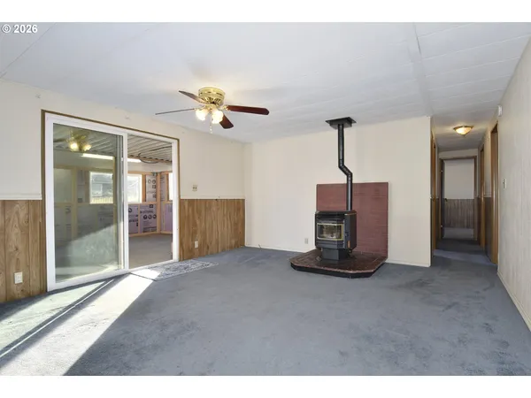 $89,000 | 900 Northeast Francis Avenue, Gresham, OR 97030