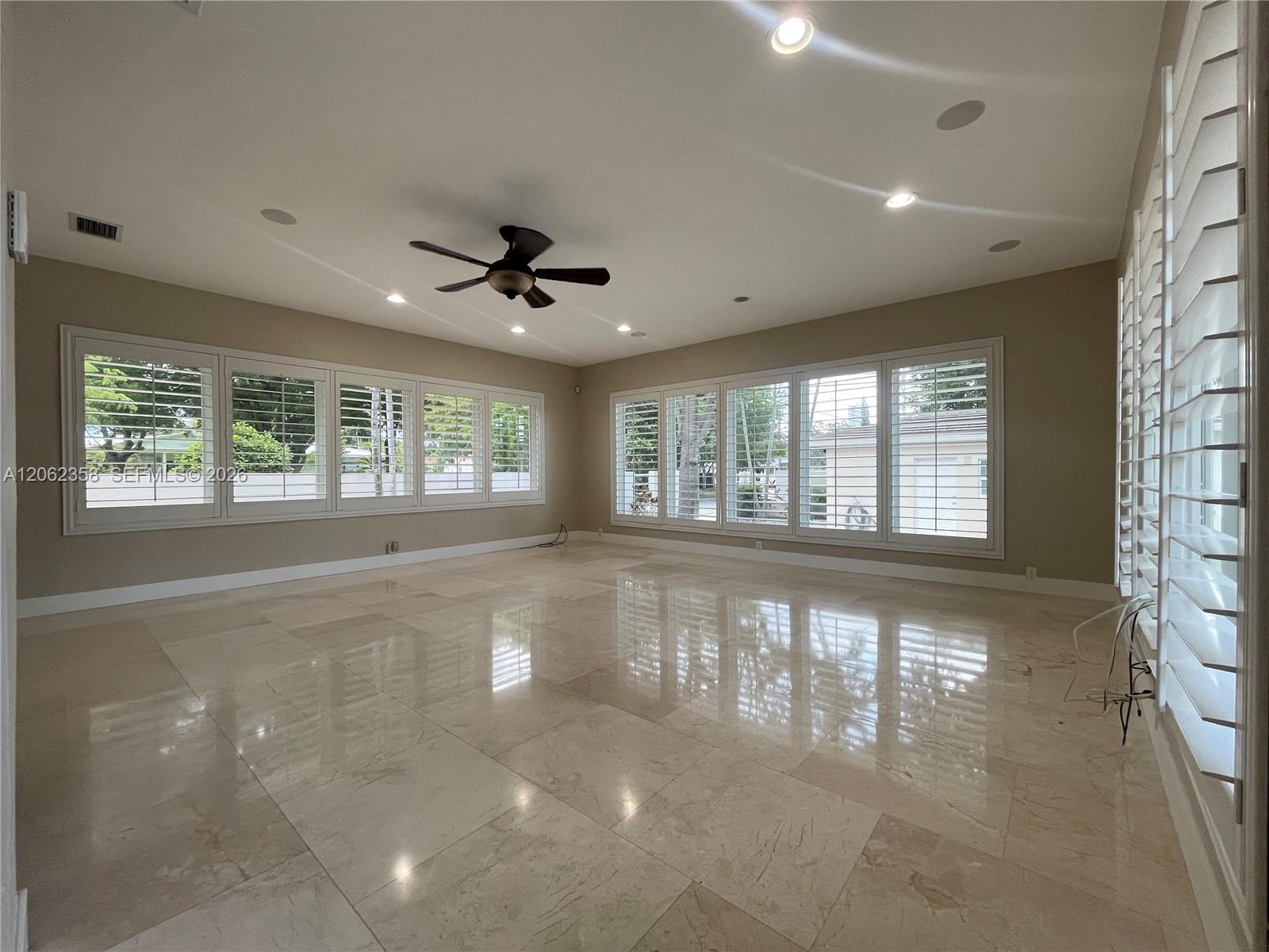 383 Southwest 25th Road Miami, FL 33129 - Photo 6 of 33 Gallery Image 6