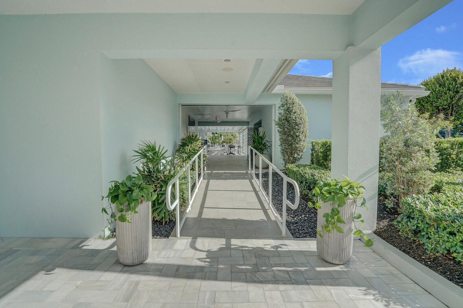 2727 North Ocean Boulevard, Unit 2020 Boca Raton, FL 33431 - Photo 28 of 52 Chickee Bar Entrance