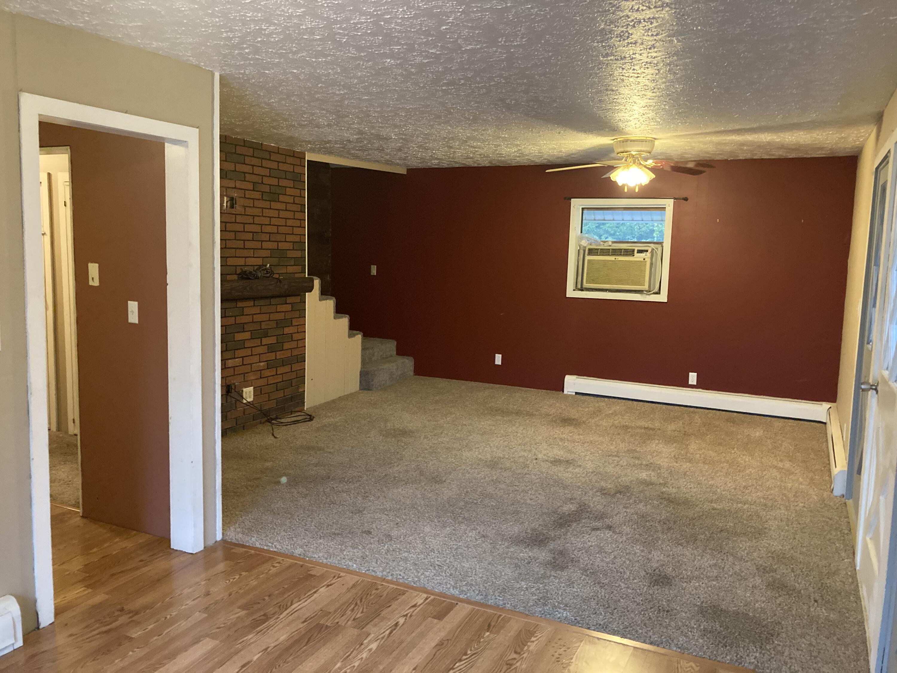 952 Lukesport Road Quincy, MI 49082 - Photo 4 of 28 2D4F14B1-04C9-47DE-BFE4-0ED316BBDD07