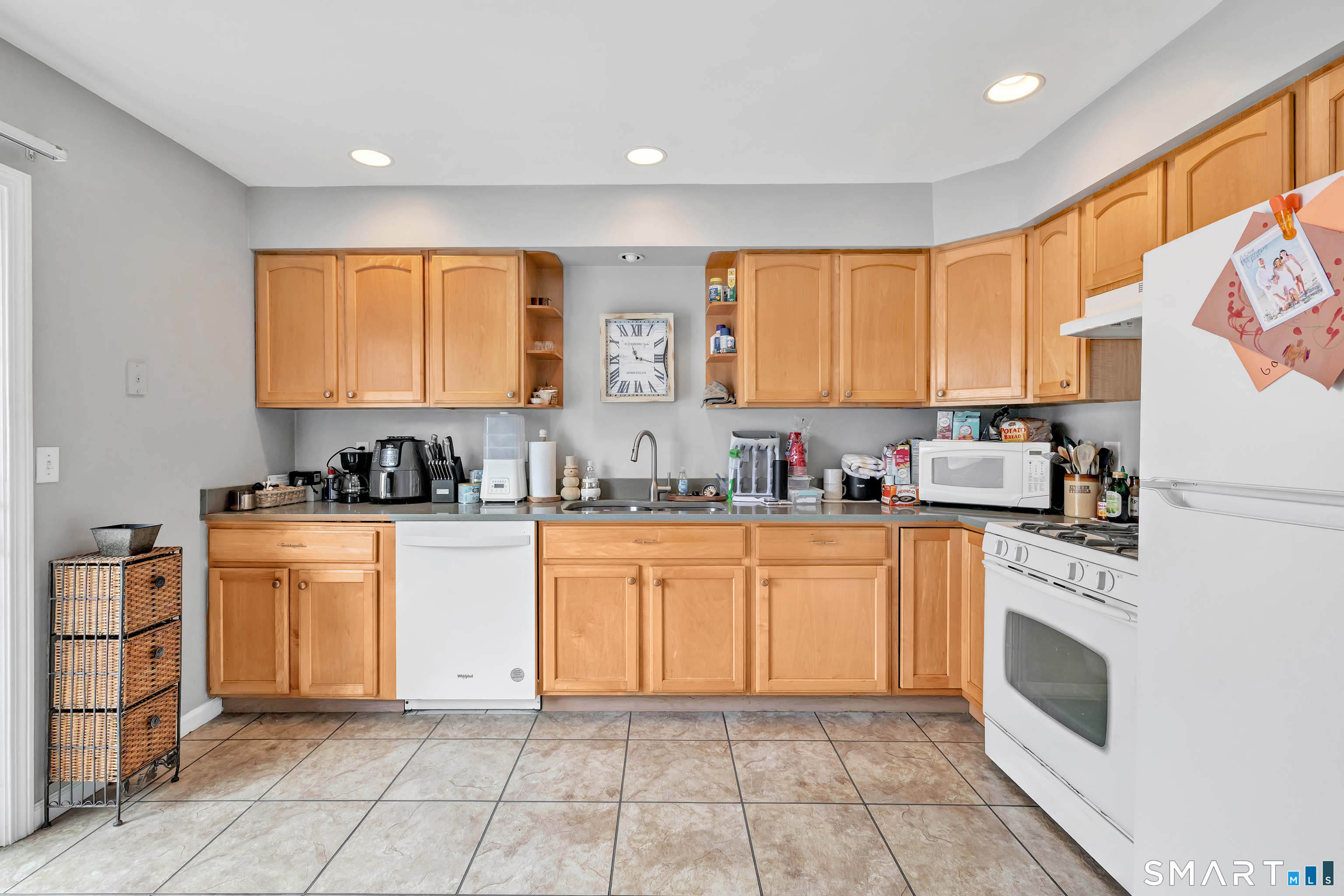 39 Coram Road, Unit 10 Shelton, CT 06484 - Photo 12 of 37
