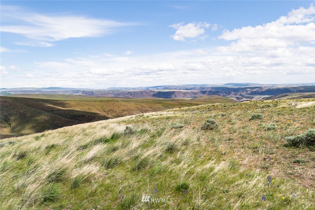-nna Kingsbury Road Wenatchee, WA 98801 - Photo 4 of 6 Gallery Image 4