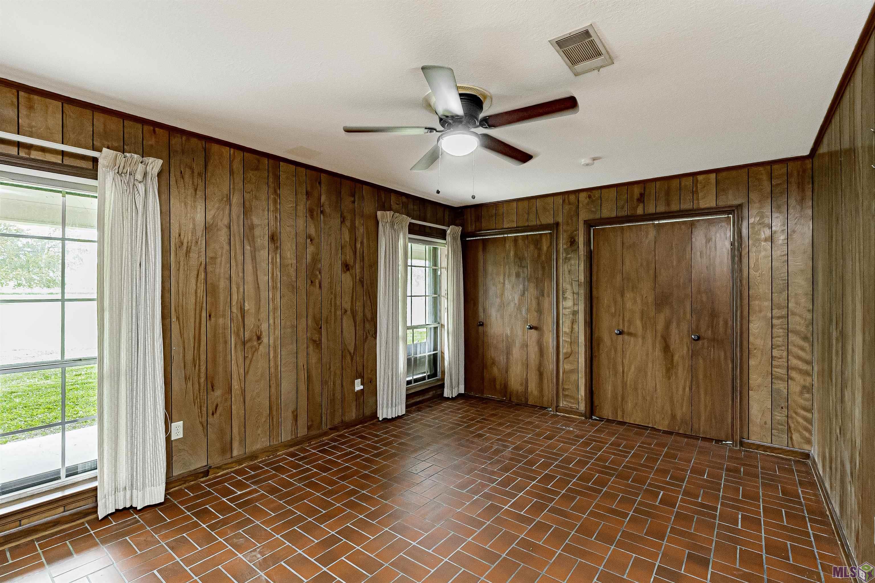 5511 River Road Port Allen, LA 70767 - Photo 14 of 24 No Carpet