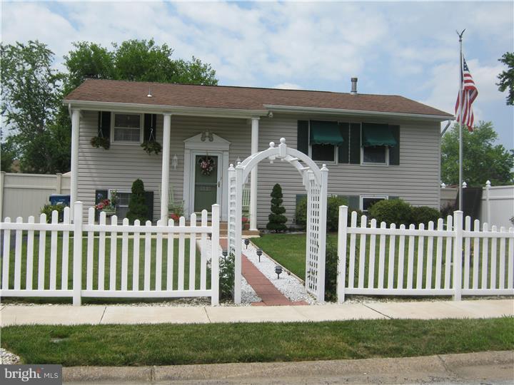 303 Deerfield Road Newark, DE 19713 - Photo 2 of 24 Exterior Front