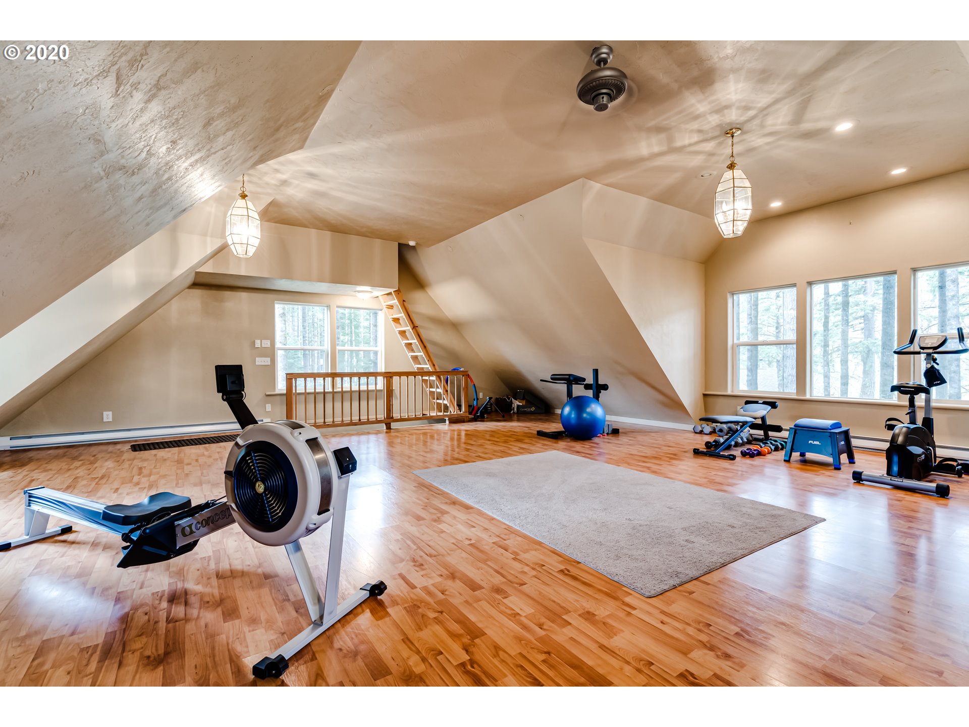 42805 Deerhorn Road Springfield, OR 97478 - Photo 23 of 32 Gallery Image 23