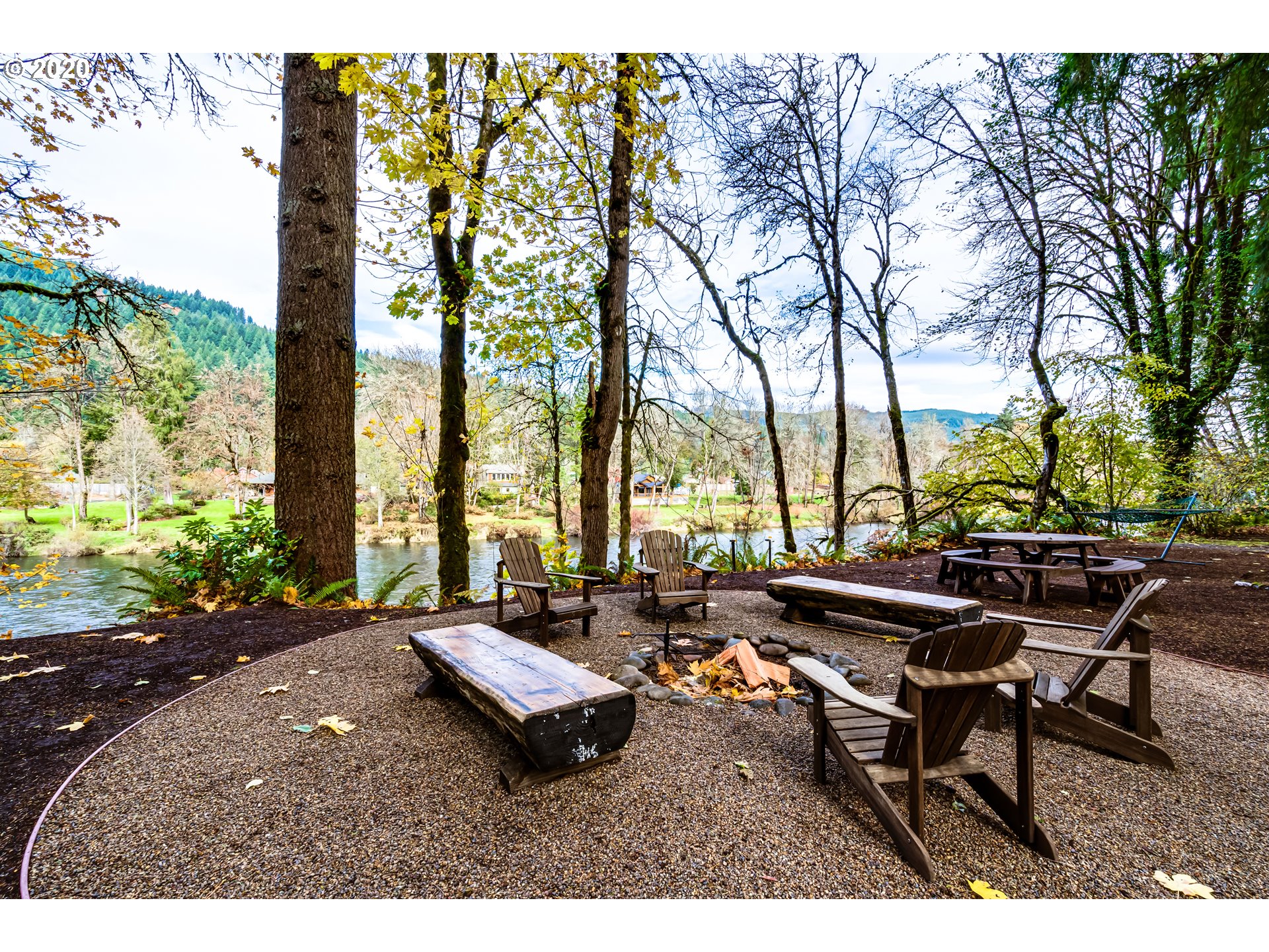 42805 Deerhorn Road Springfield, OR 97478 - Photo 26 of 32 Gallery Image 26