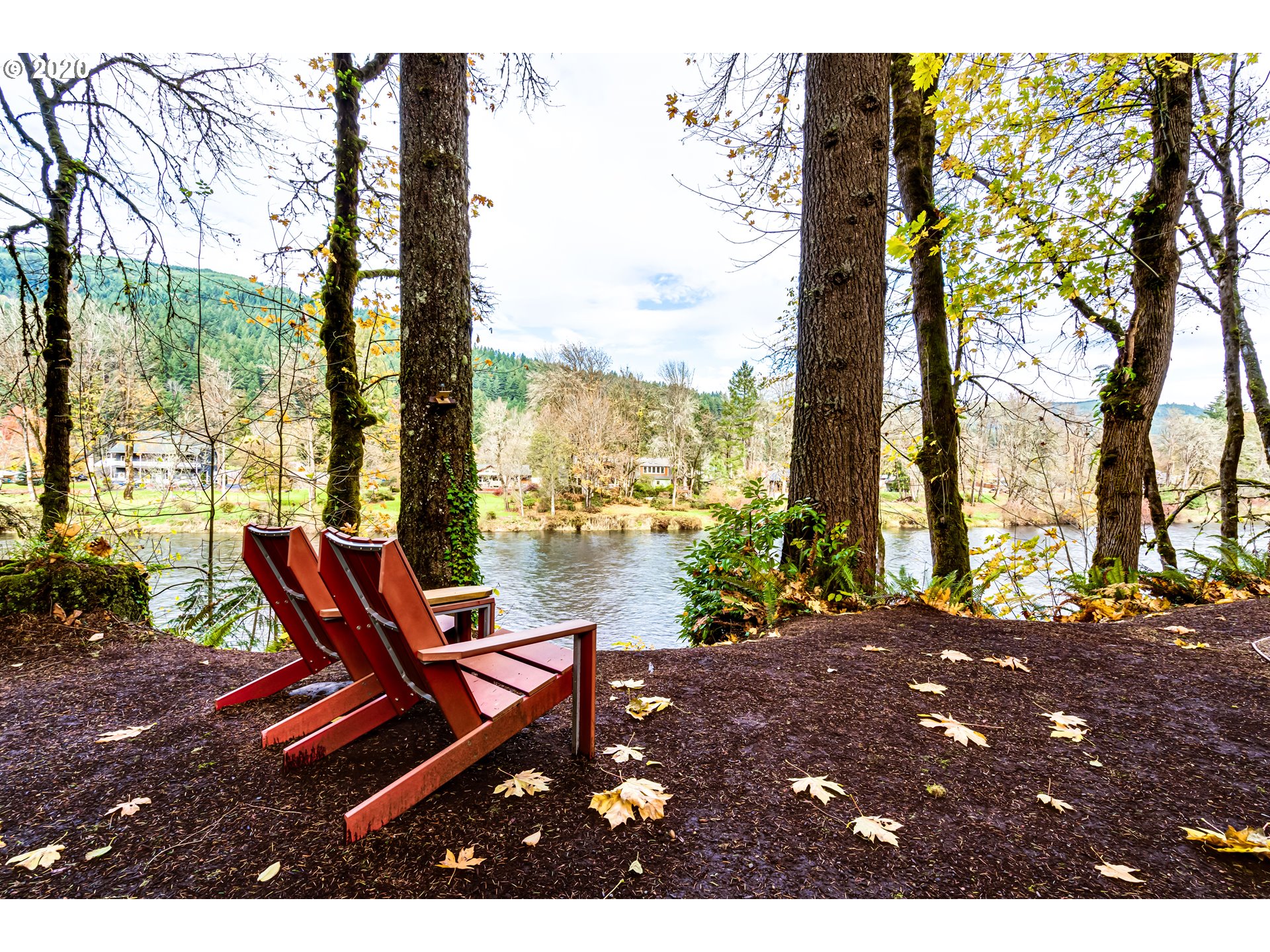 42805 Deerhorn Road Springfield, OR 97478 - Photo 27 of 32 Gallery Image 27
