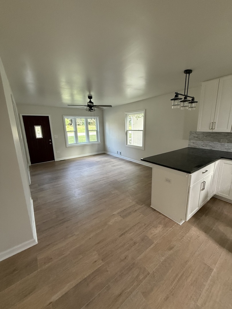 507 South Hamilton Street Lockport, IL 60441 - Photo 3 of 37