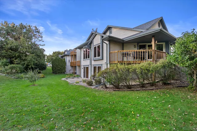 $409,900 | 613 Bayview Road, Mukwonago, WI 53149