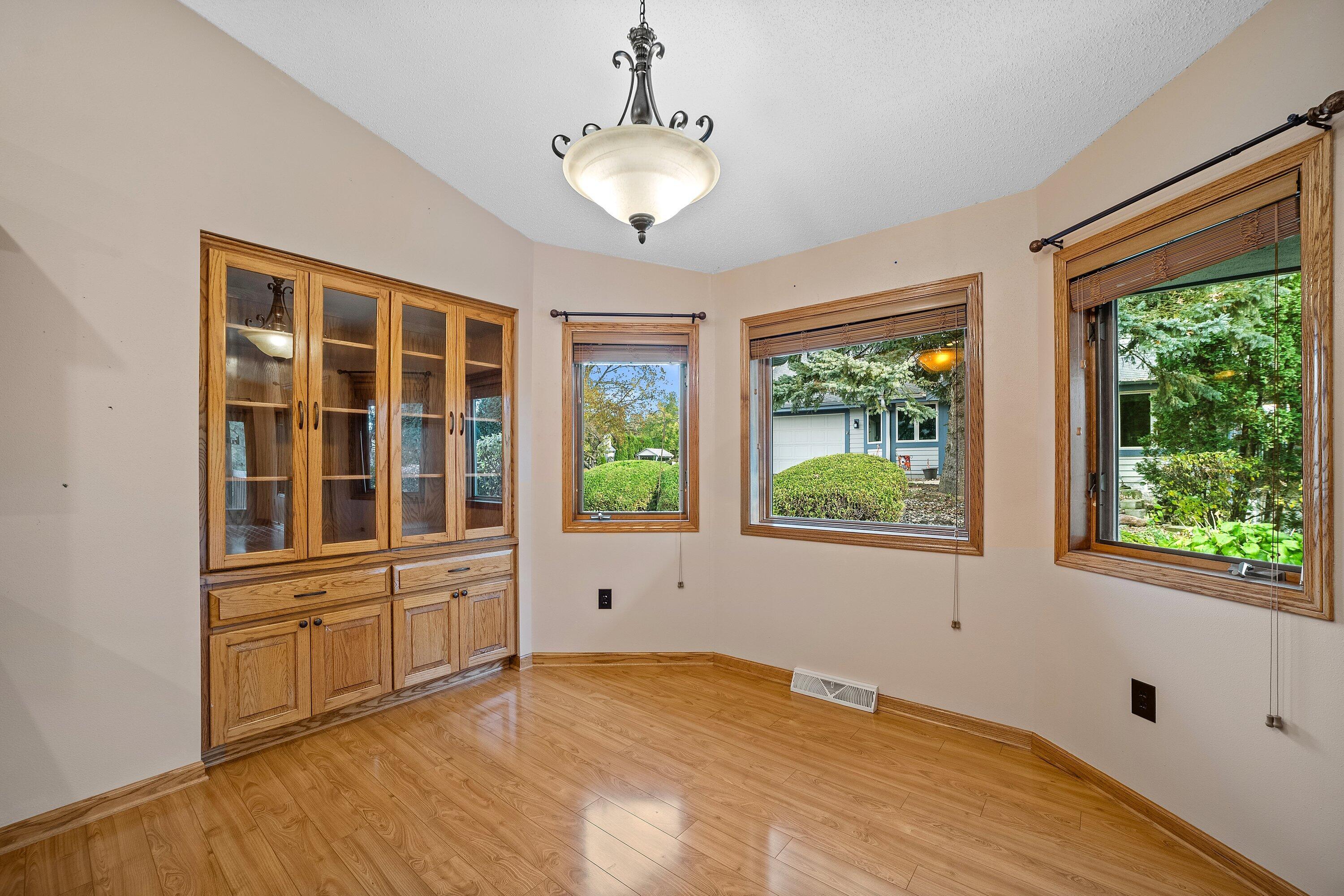 613 Bayview Road Mukwonago, WI 53149 - Photo 26 of 58 Dinette Area w/ Built-in Cabinets