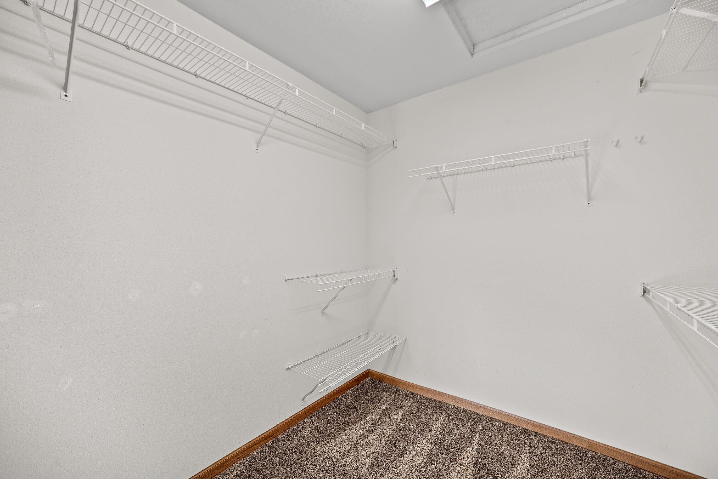 613 Bayview Road Mukwonago, WI 53149 - Photo 35 of 58 Walk-in Closet